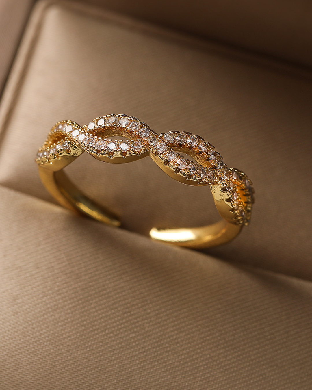 Anillo infinitos con diamentes