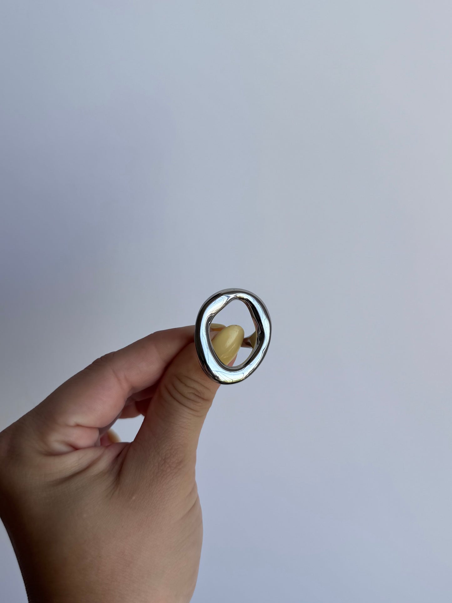 Anillo circulo grande plateado