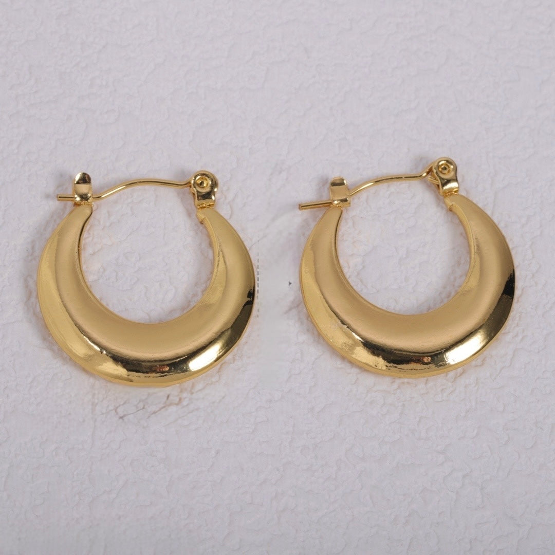 Argollas mediana lisa dorado