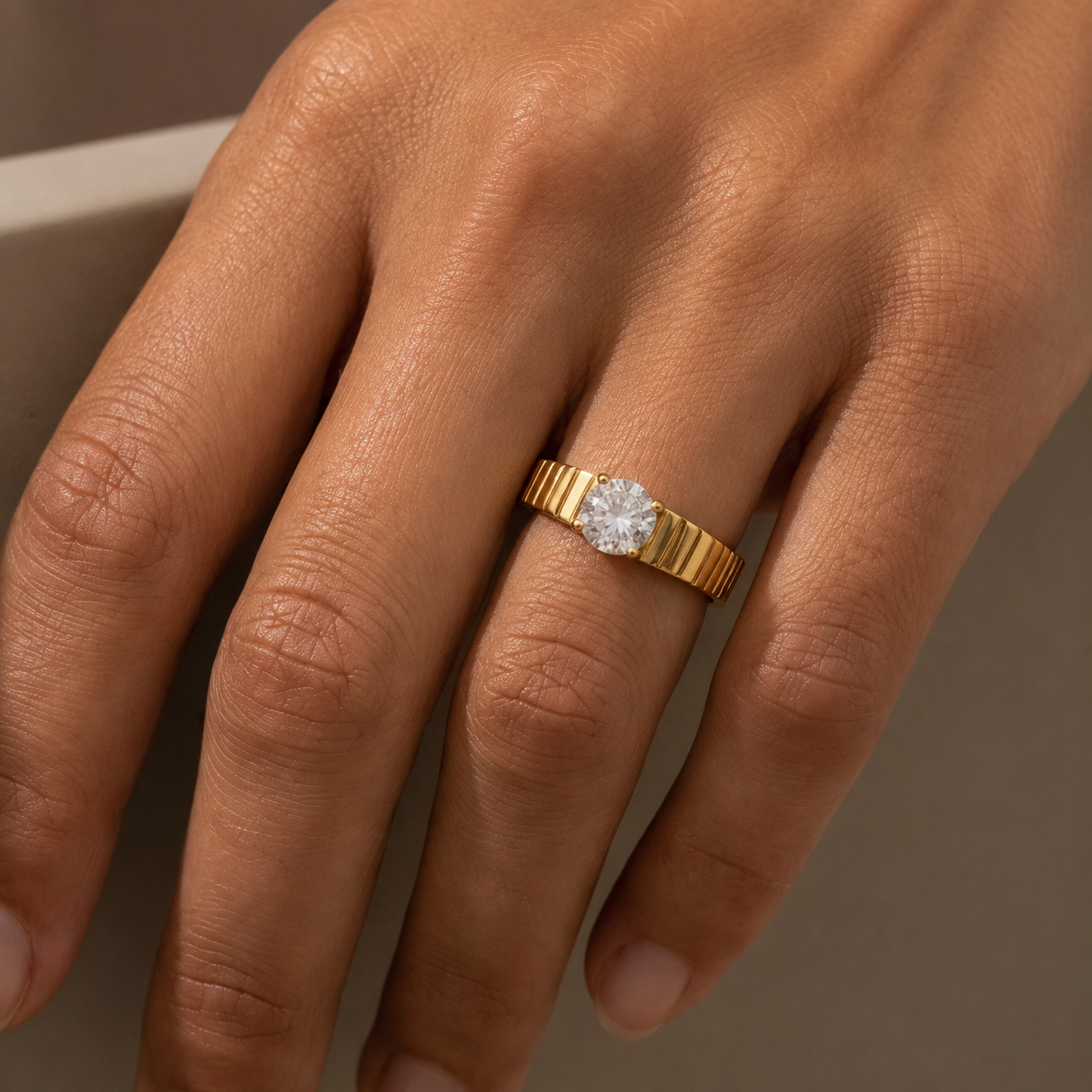 Anillo formal con diamante