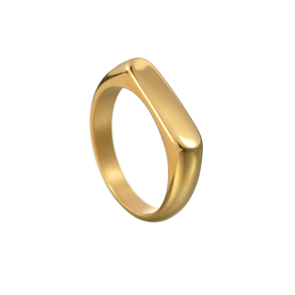 Anillo dorado simple hombre