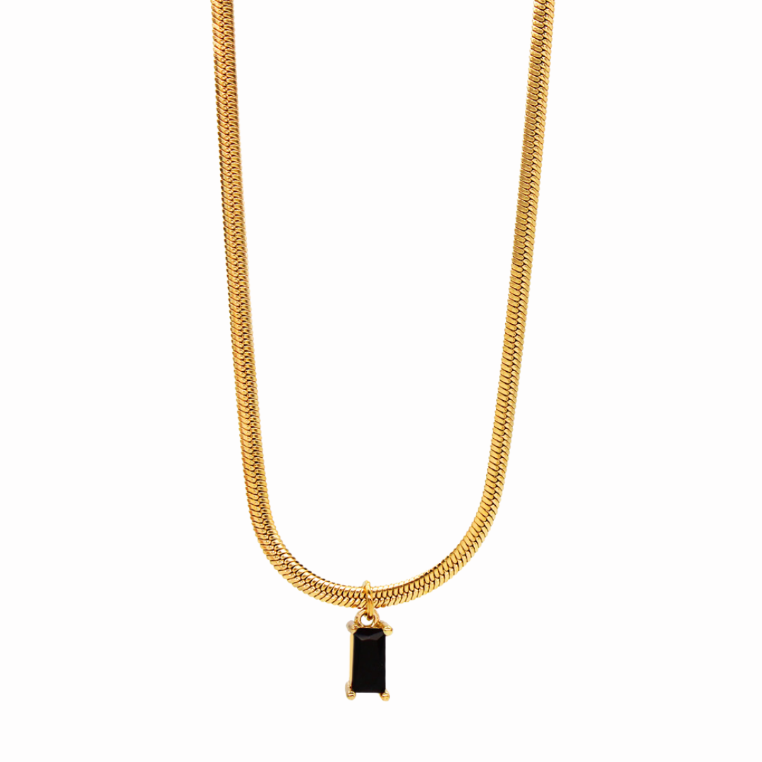 Cadena lisa con piedra negra