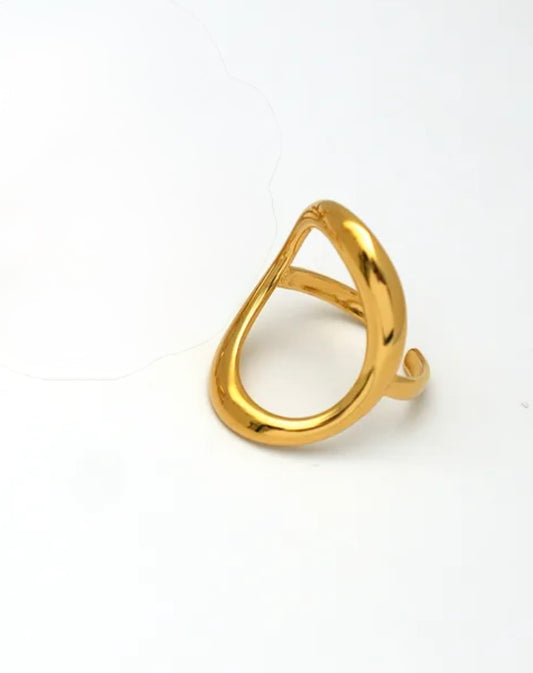 Anillo óvalo mediano dorado