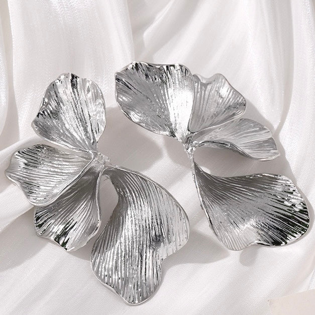 Aretes flor plateado chunky