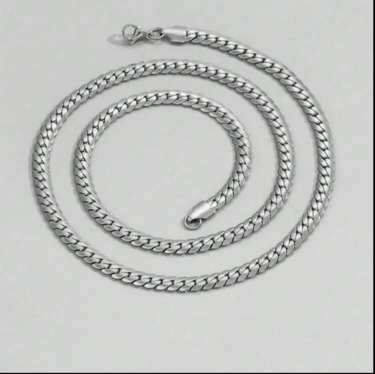 Cadena punk plateada