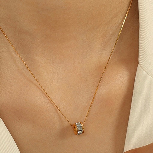Cadena con círculo diamante