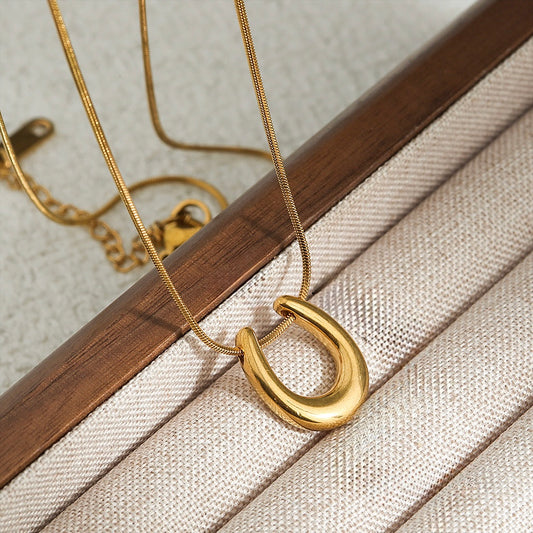 Cadena herradura simple dorado