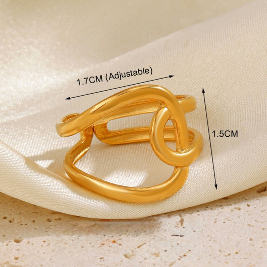 Anillo simple entrelazado dorado