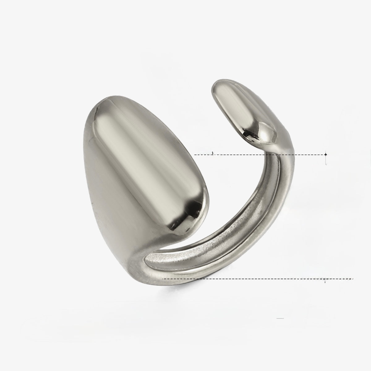 Anillo plateado entre abierto