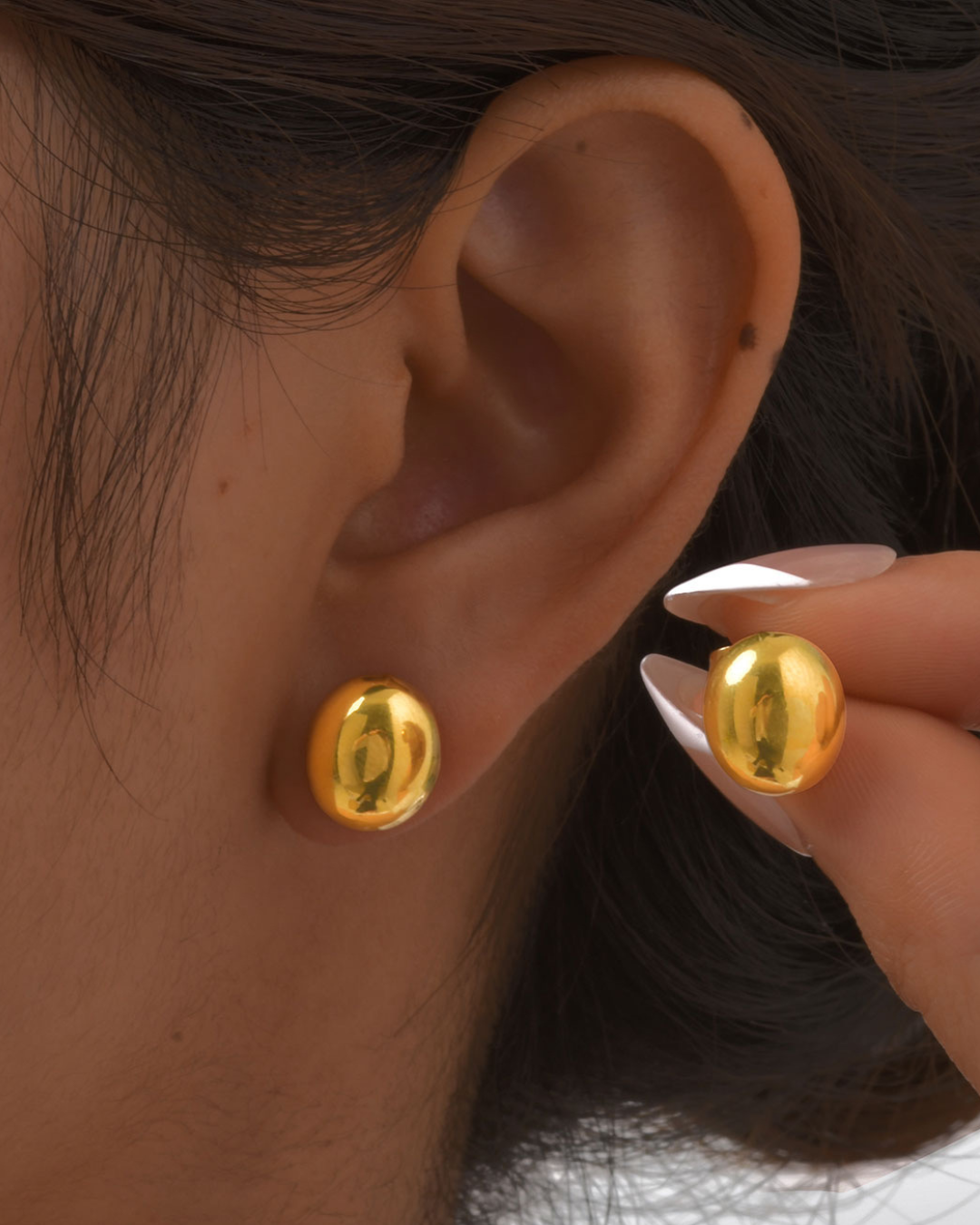 Aretes pequeños círculo dorado