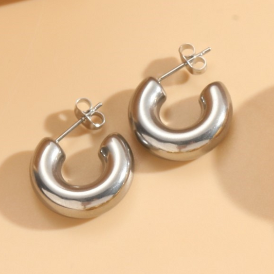 Aretes básicos plata mediano